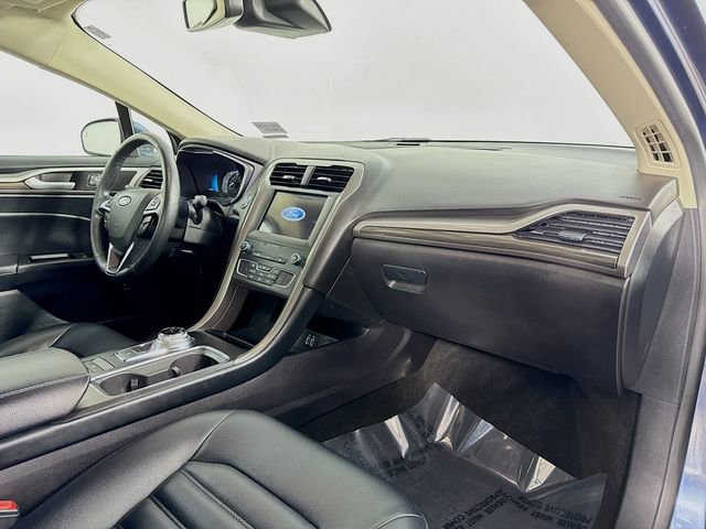 Used 2019 Ford Fusion SEL image 28