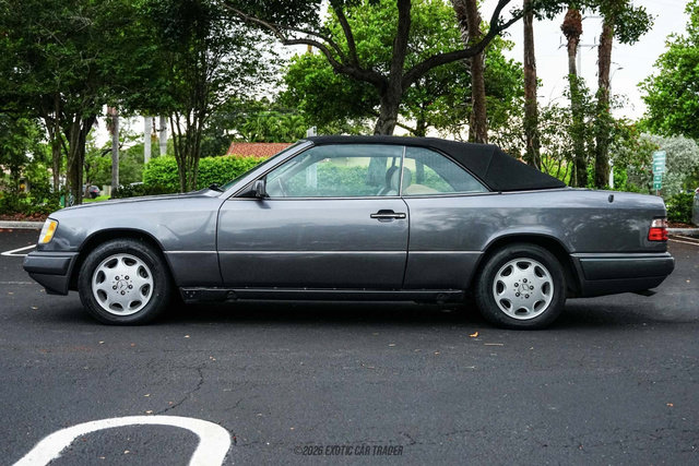 Used 1995 Mercedes-Benz E 320 Convertible image 17