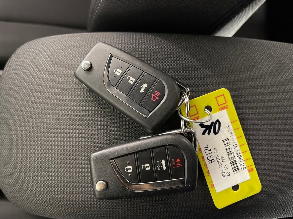 Used 2024 Toyota Corolla LE image 24