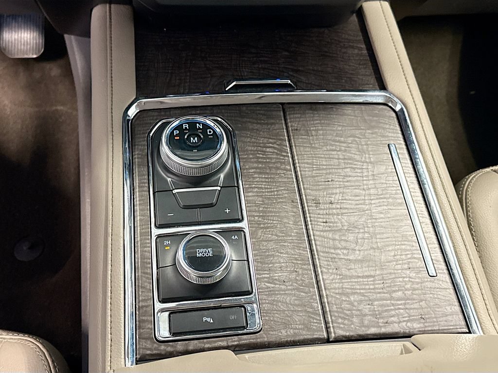 Used 2019 Ford Expedition Limited AWD/4WD image 18