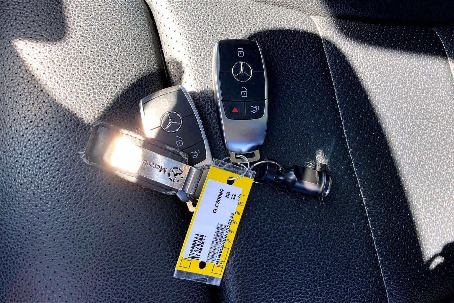Used 2022 Mercedes-Benz GLC 300 4MATIC image 15
