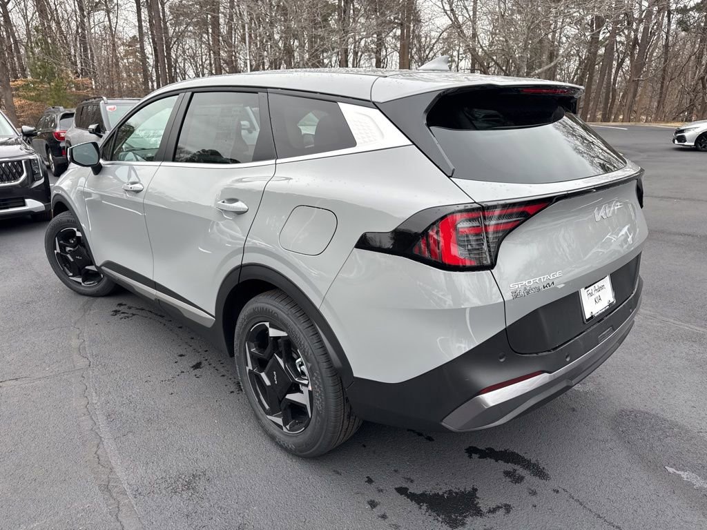 New 2026 Kia Sportage EX image 16