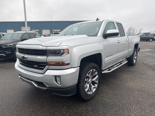 Used 2018 Chevrolet Silverado 1500 LT w/ All Star Edition image 7