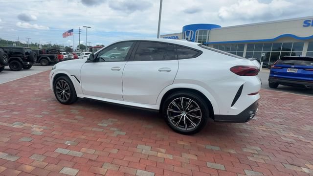 Used 2026 BMW X6 xDrive40i AWD/4WD image 8