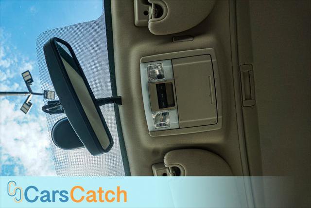 Used 2016 Lincoln Navigator Select image 19