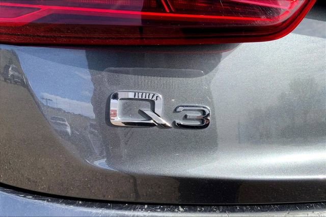 Used 2018 Audi Q3 2.0T Premium w/ Convenience Package image 8