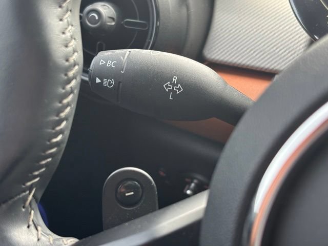 Used 2022 MINI Cooper S w/ Signature Upholstery Package FWD image 21