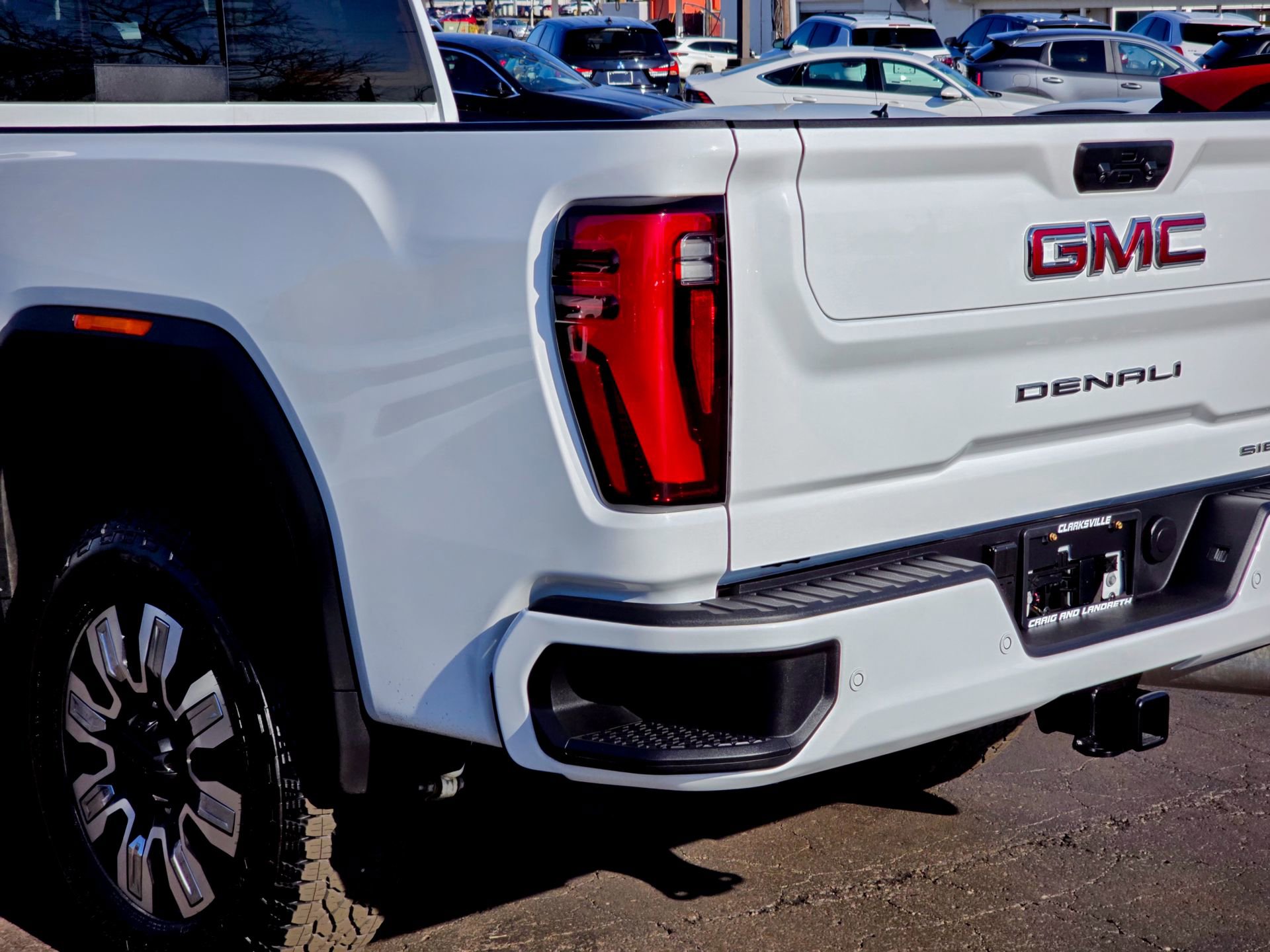 Used 2025 GMC Sierra 3500 Denali w/ Denali Reserve Package AWD/4WD image 13
