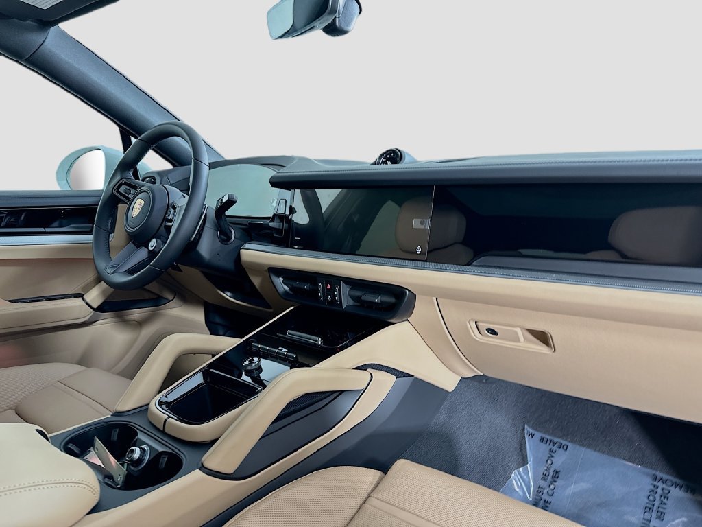 New 2026 Porsche Cayenne Coupe AWD/4WD image 29