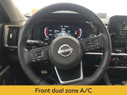 Used 2024 Nissan Pathfinder Platinum w/ Cargo Package image 8