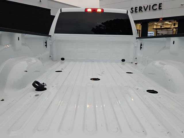 Used 2024 RAM 3500 Tradesman w/ Chrome Appearance Group image 16