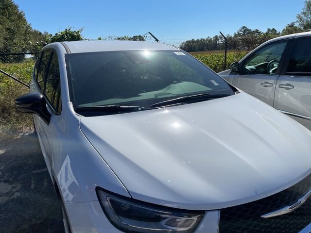 New 2026 Chrysler Pacifica Select image 20