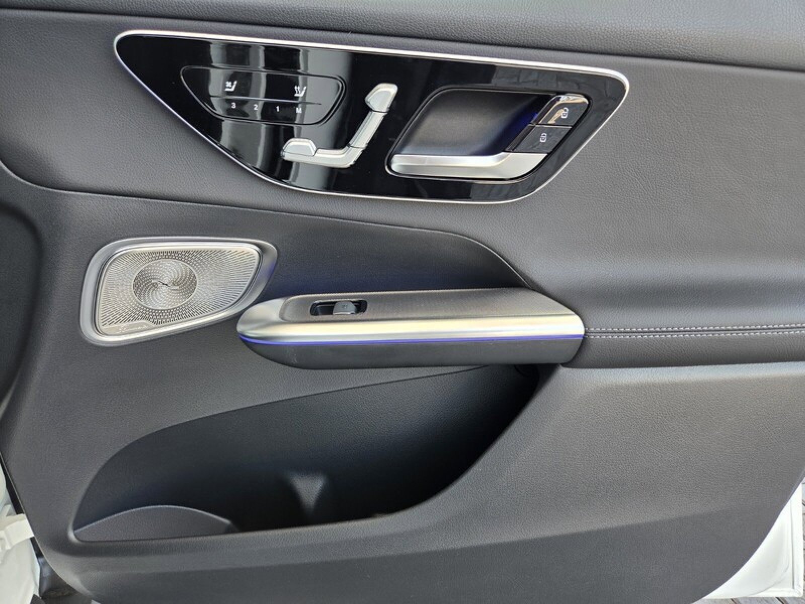 New 2026 Mercedes-Benz GLC 350e 4MATIC image 20