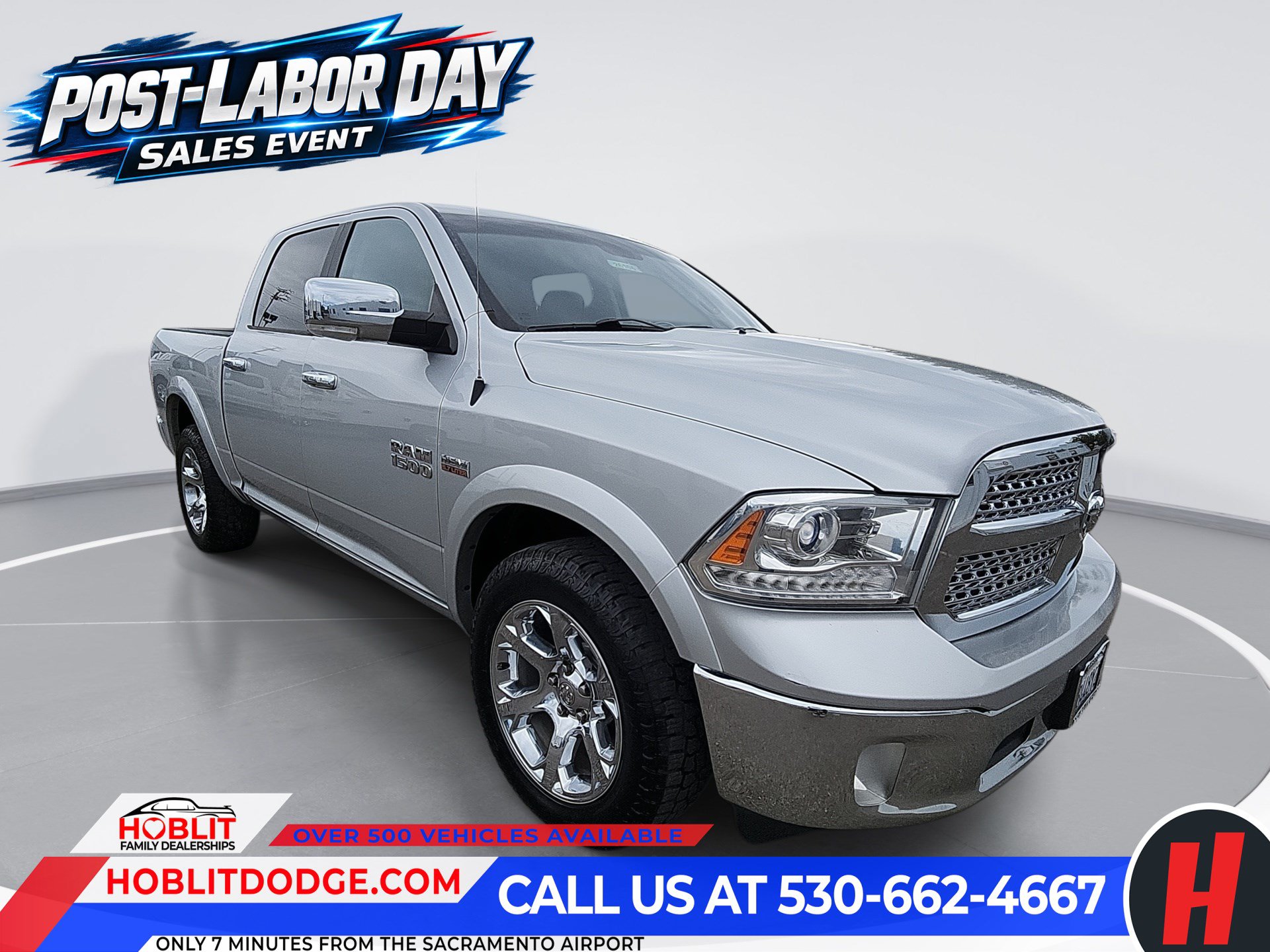Used 2017 RAM 1500 Laramie AWD/4WD image 1