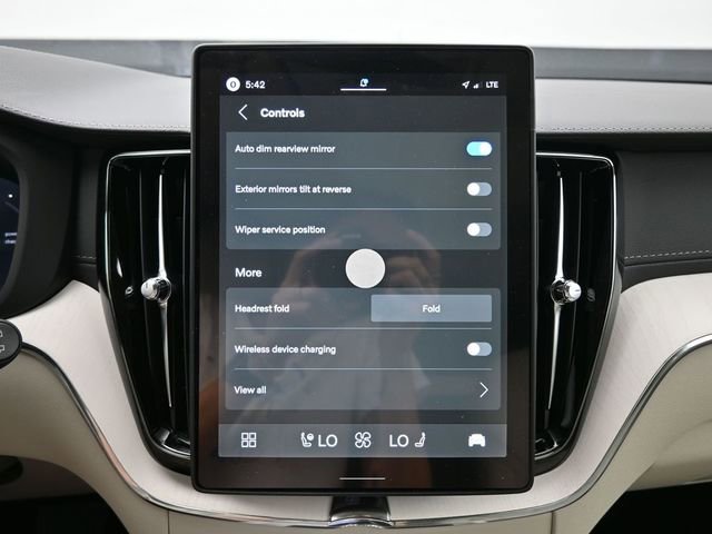 New 2026 Volvo XC60 T8 Ultra w/ Protection Package Premier image 19