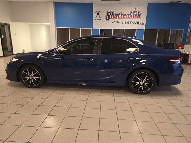 Used 2023 Toyota Camry SE w/ Audio Upgrade Package image 5