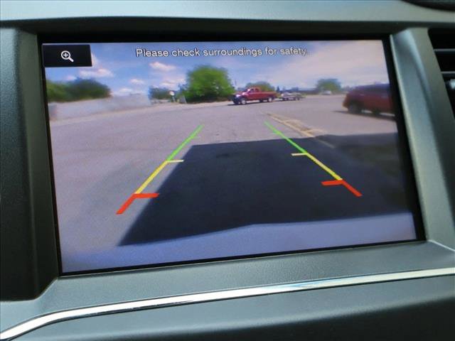 Used 2013 Lincoln MKS FWD image 18