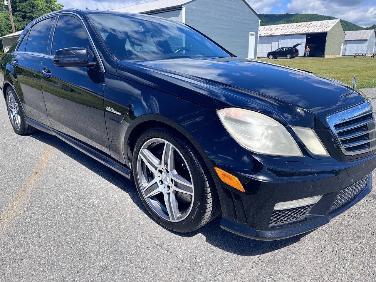 Used 2010 Mercedes-Benz E 63 AMG Sedan image 1