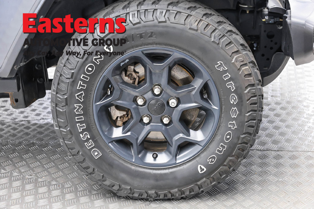 Used 2023 Jeep Wrangler Unlimited w/ Cold Weather Group AWD/4WD image 29