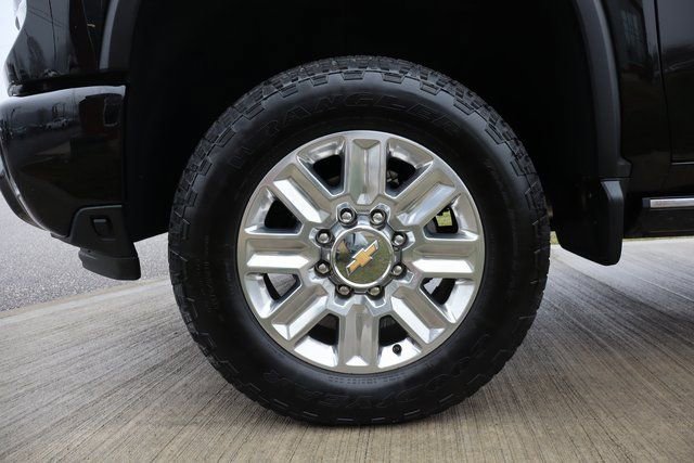 Used 2025 Chevrolet Silverado 2500 High Country w/ High Country Premium Package image 33