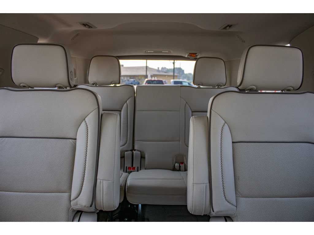 Used 2024 GMC Yukon Denali w/ Advanced Technology Package AWD/4WD image 55