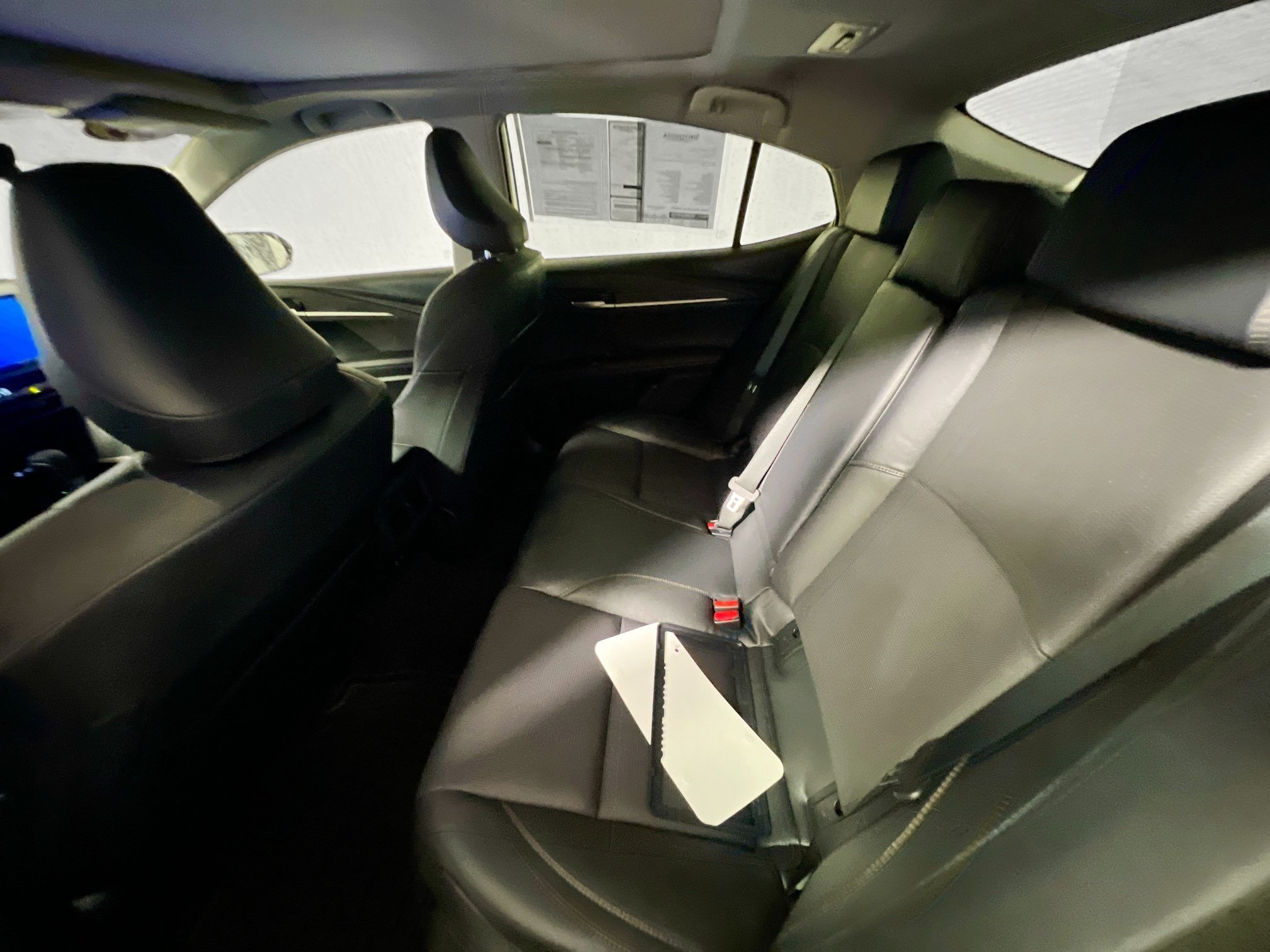 Used 2025 Toyota Camry XLE FWD image 28