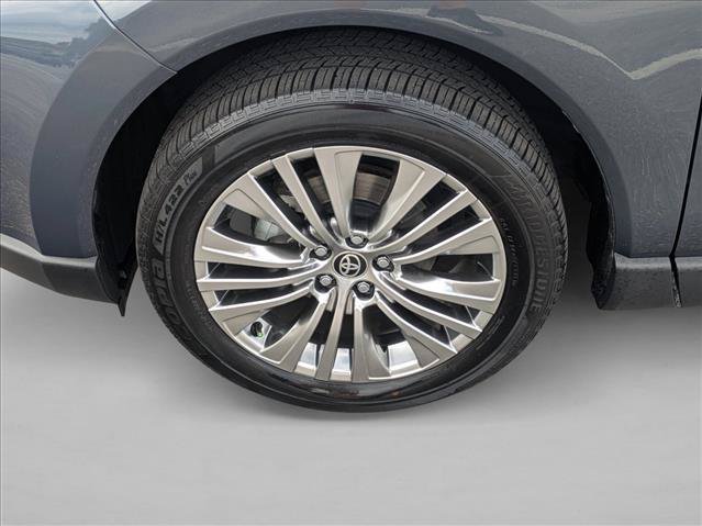 Used 2021 Toyota Venza Limited w/ Advanced Technology Package AWD/4WD image 22