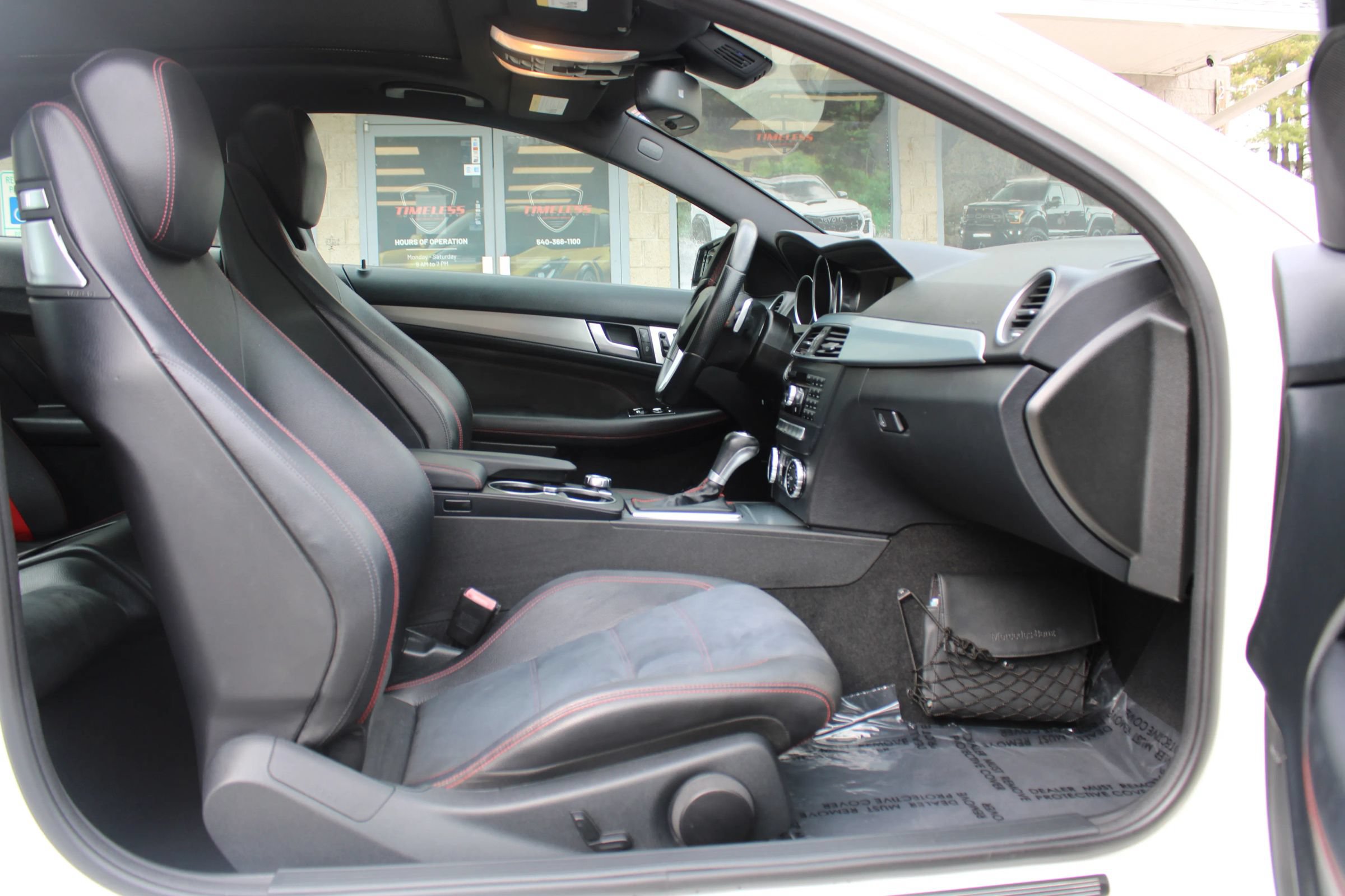 Used 2015 Mercedes-Benz C 250 Coupe w/ Sport Package image 7