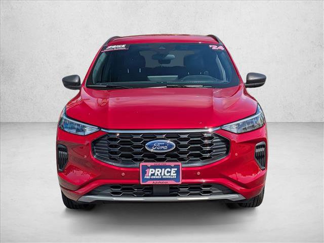 Used 2024 Ford Escape ST-Line w/ Tech Pack #1 FWD image 2