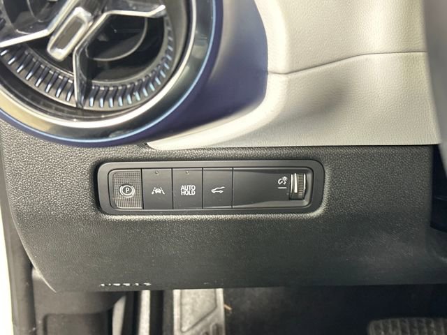 Used 2025 Chevrolet Equinox EV LT w/ Convenience Package image 19