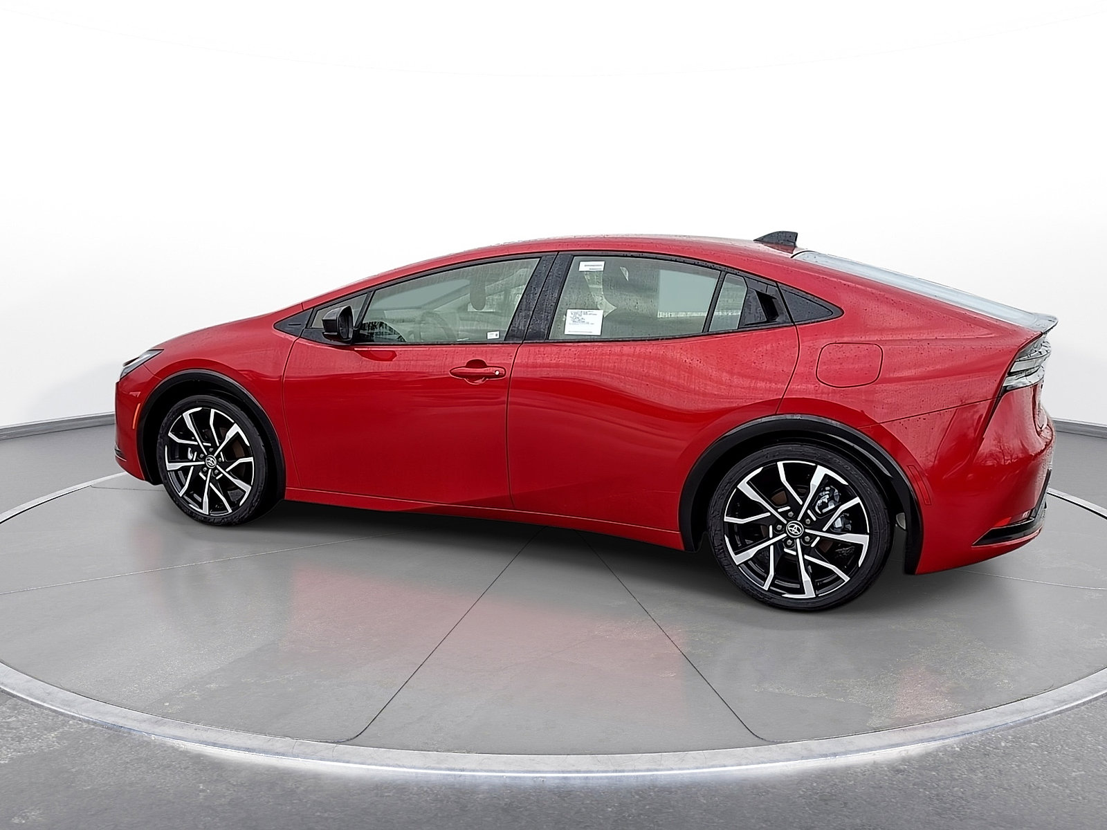 New 2026 Toyota Prius Plug-In Hybrid FWD image 5