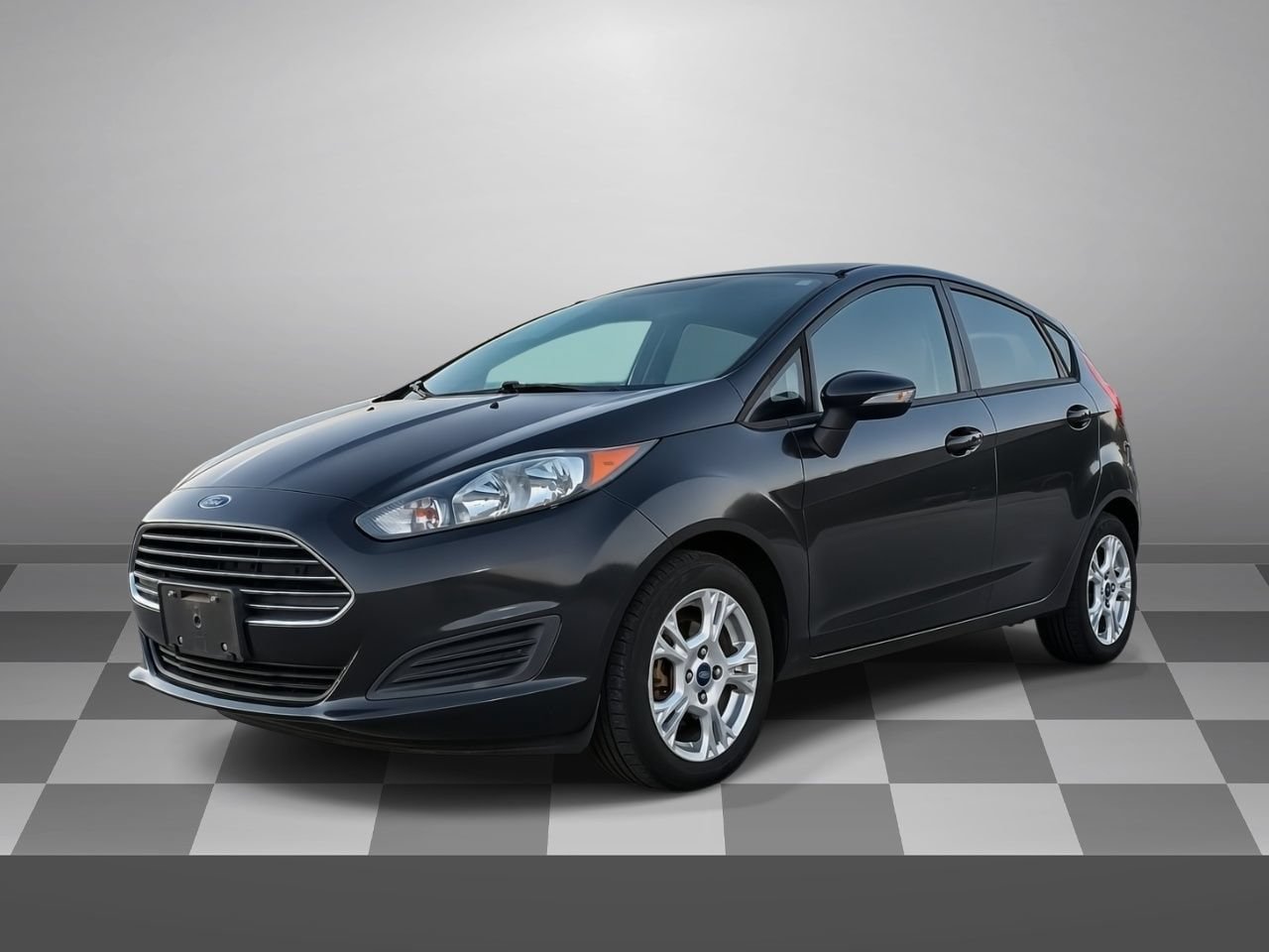Used 2014 Ford Fiesta SE FWD image 3