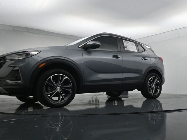 Used 2021 Buick Encore GX Select AWD/4WD image 38
