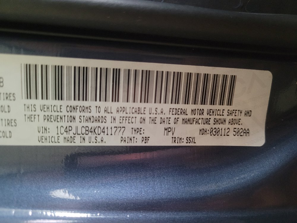 Used 2019 Jeep Cherokee Latitude w/ Popular Appearance Group FWD image 33
