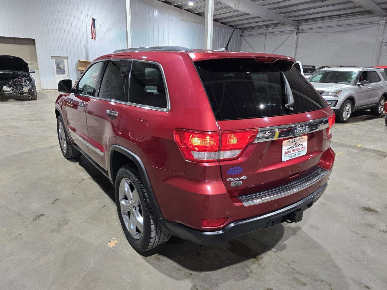 Used 2012 Jeep Grand Cherokee Overland image 9