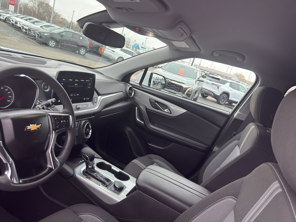 Used 2024 Chevrolet Blazer LT w/ Convenience Package image 25
