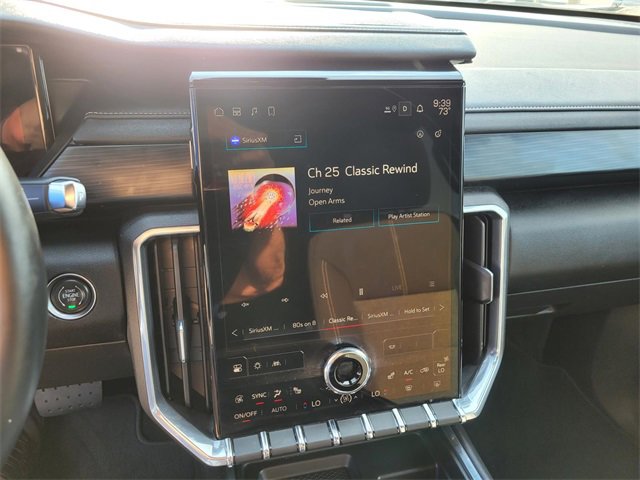 Used 2025 GMC Acadia Elevation image 22