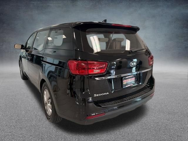 Used 2020 Kia Sedona L image 9