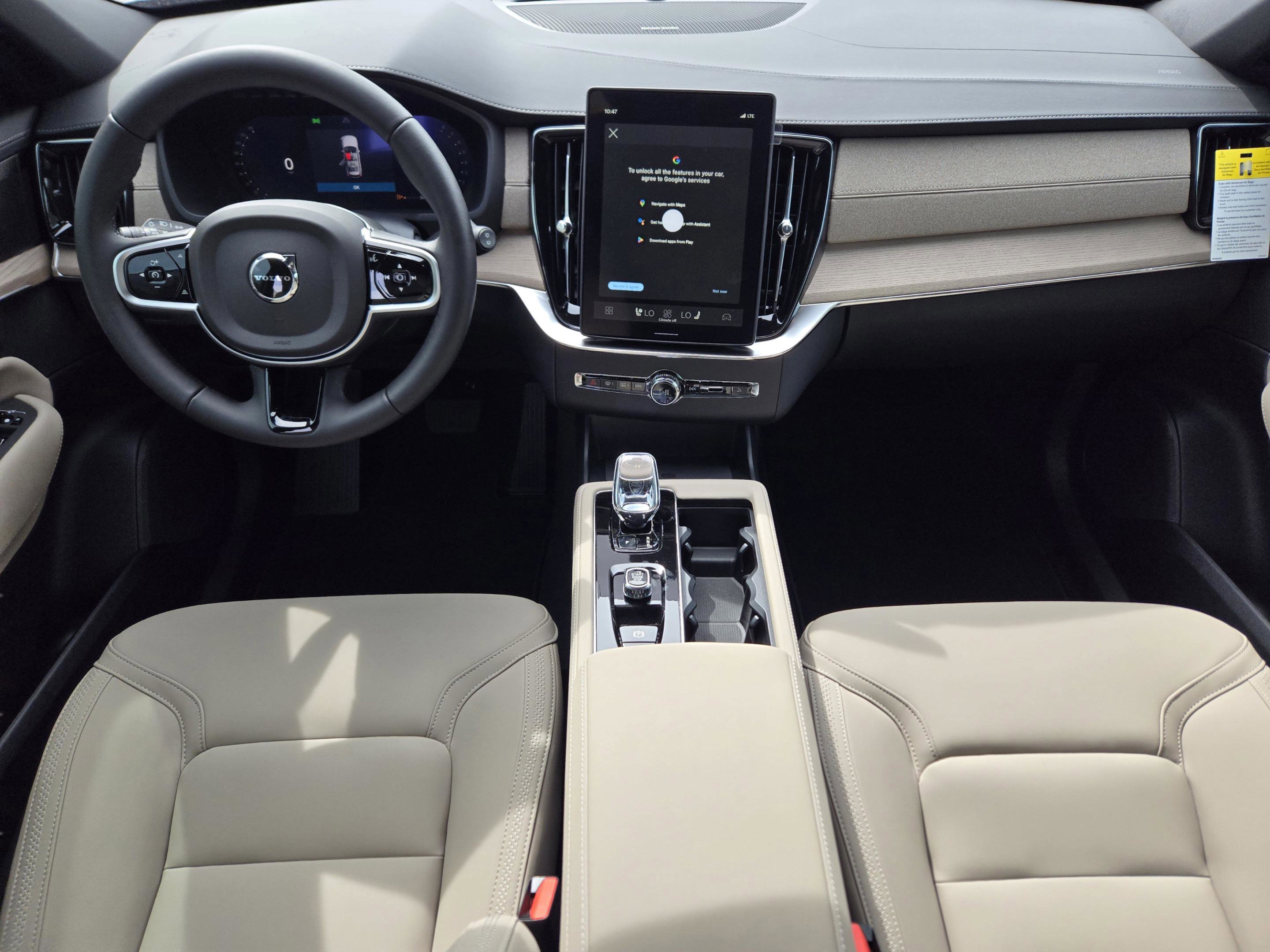 New 2026 Volvo XC90 B6 Plus w/ Protection Package Premier image 20