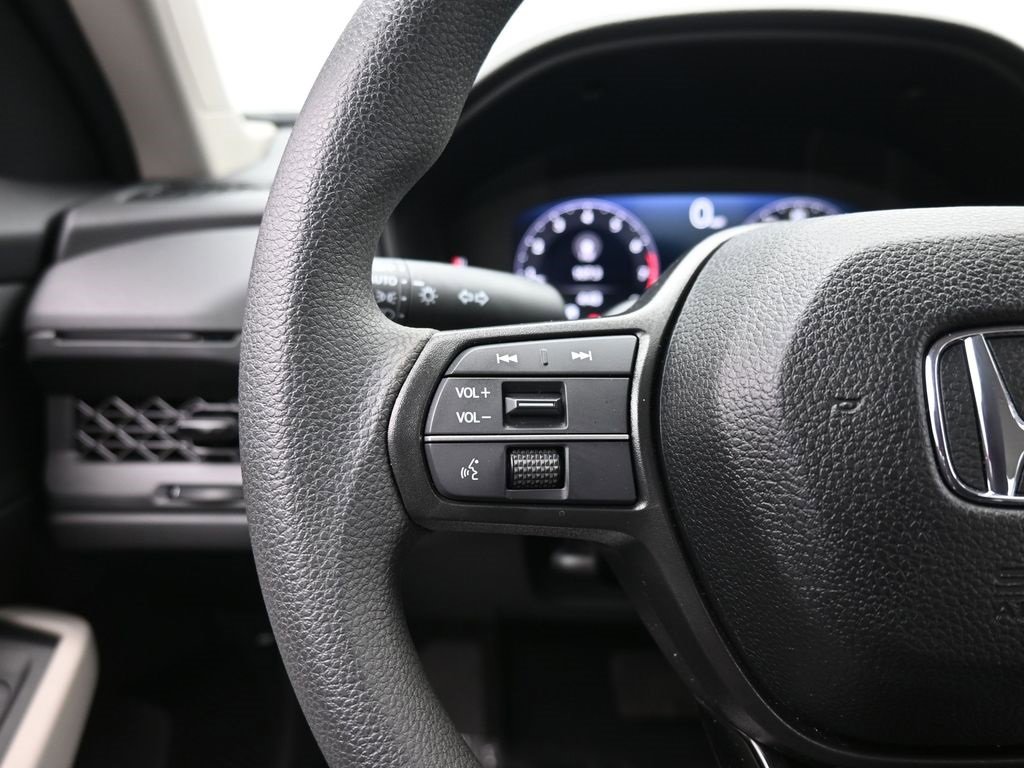 Certified 2025 Honda Accord LX image 46