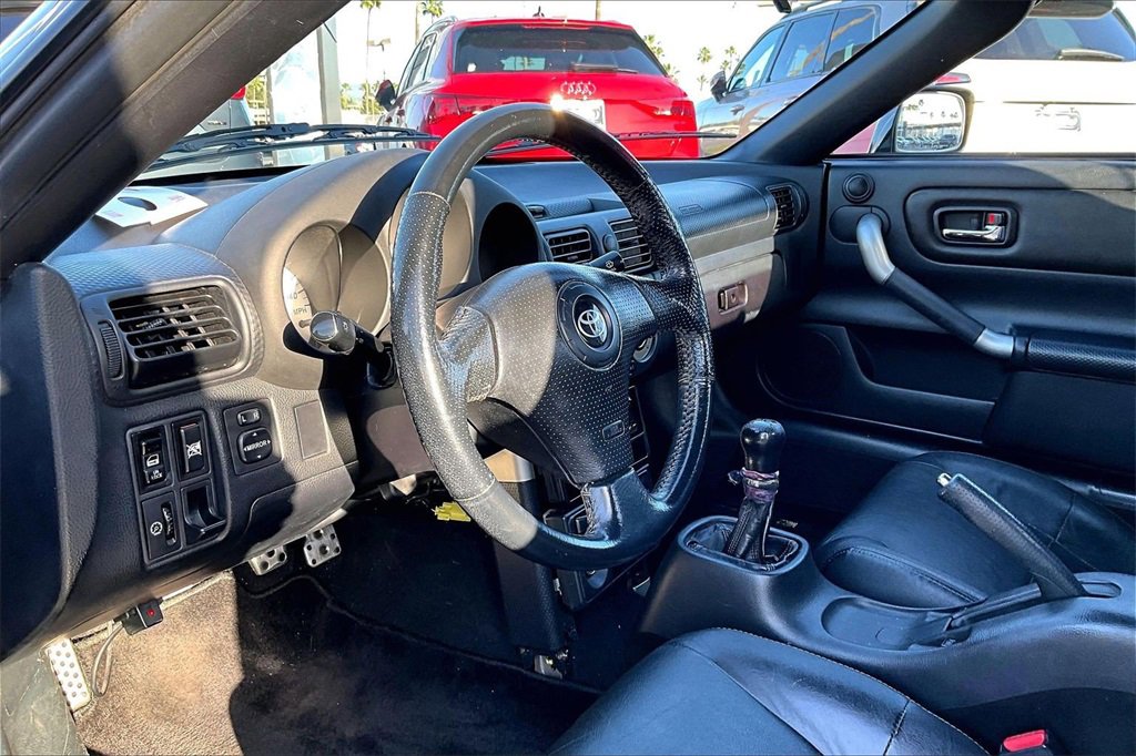 Used 2002 Toyota MR2 image 9