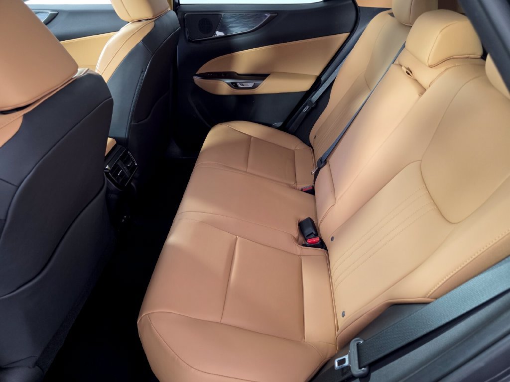 Used 2023 Lexus NX 350 AWD image 14