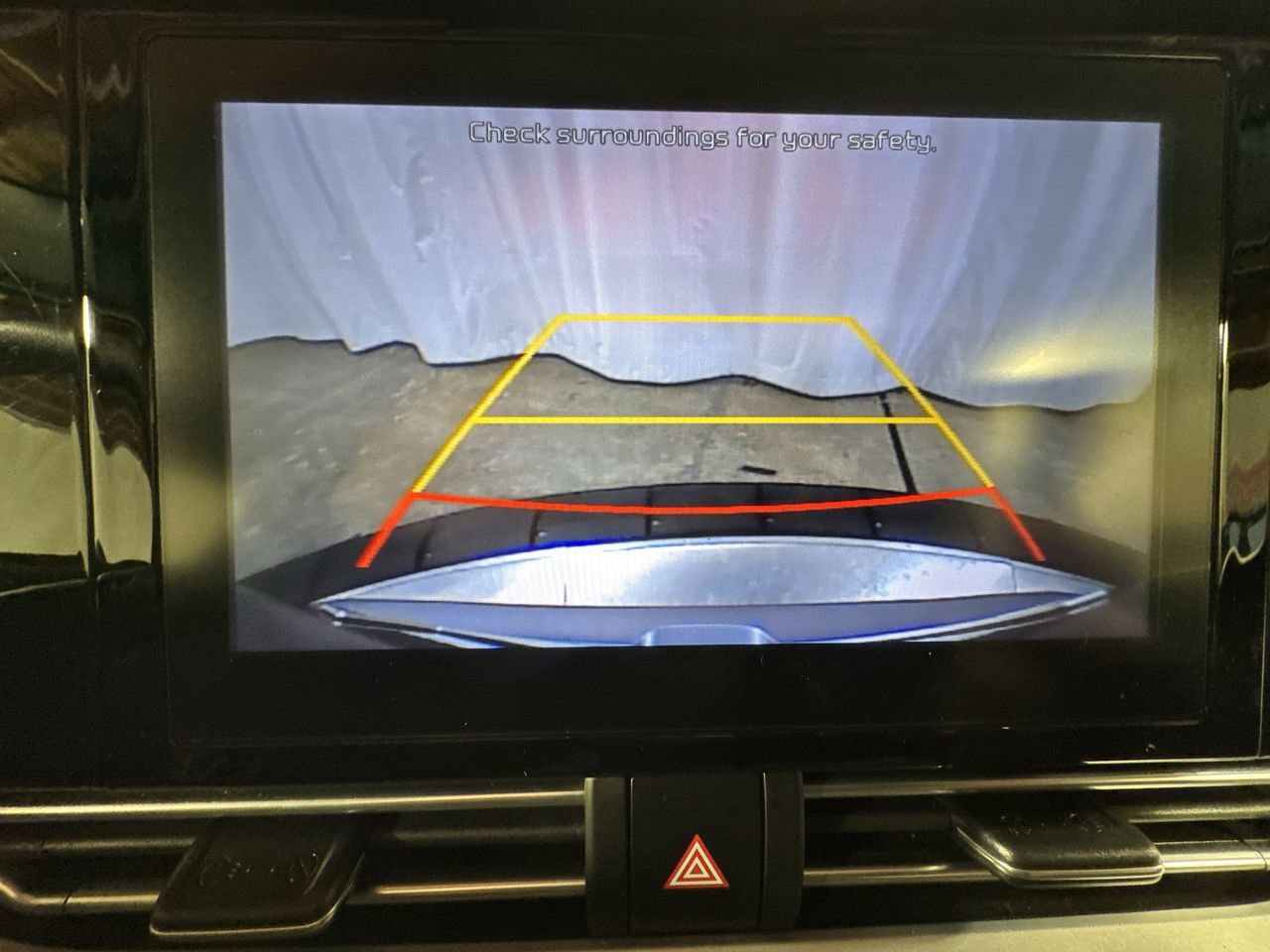 Certified 2022 Kia Niro LX image 25