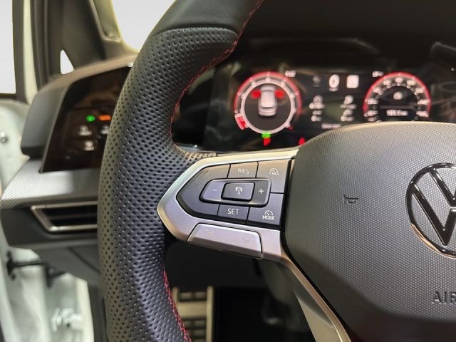 New 2026 Volkswagen GTI SE FWD image 16
