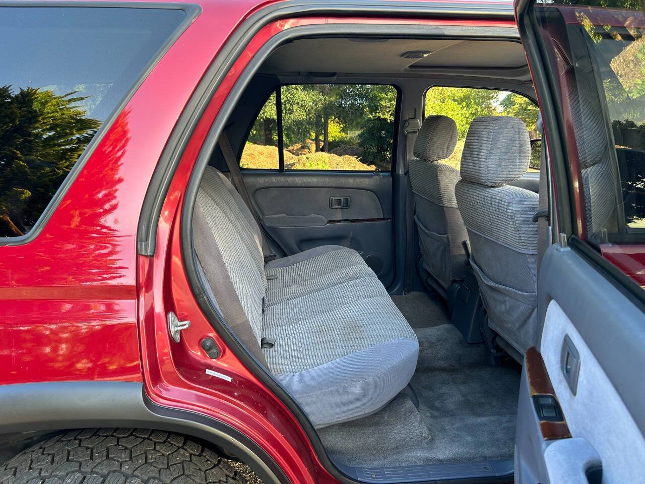 Used 1997 Toyota 4Runner SR5 AWD/4WD image 35