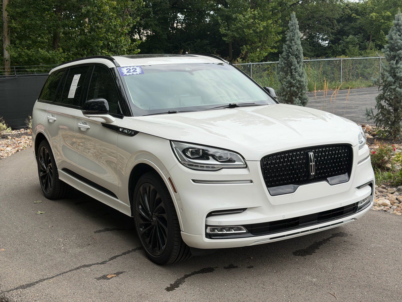 Certified 2022 Lincoln Aviator Reserve w/ Equipment Group 201A AWD/4WD image 7
