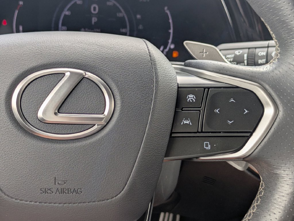 Used 2023 Lexus RX 350 F Sport w/ Cold Area Package AWD/4WD image 21