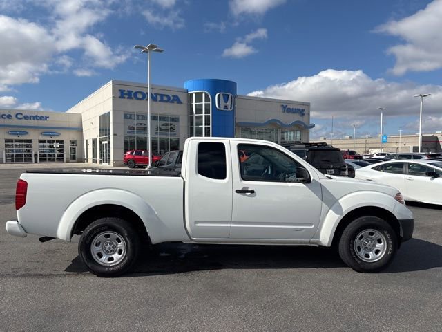 Used 2019 Nissan Frontier S image 2
