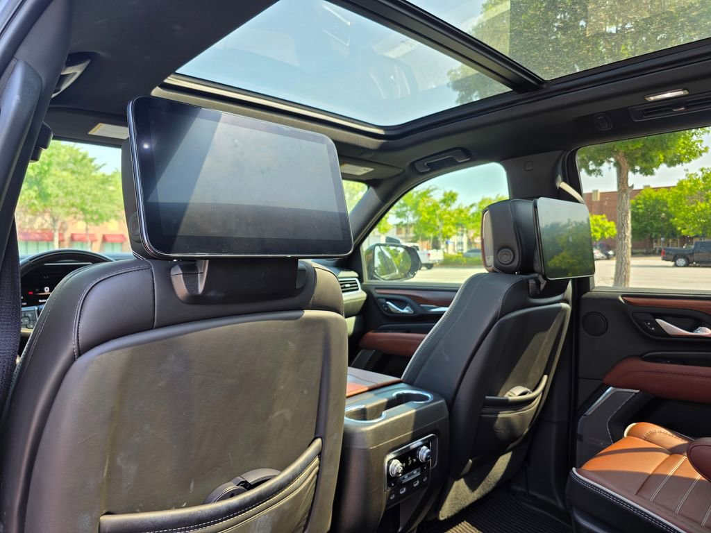 Used 2024 GMC Yukon Denali Ultimate AWD/4WD image 29