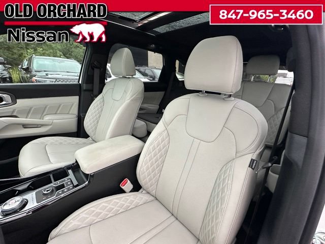 Used 2025 Kia Sorento SX Prestige AWD/4WD image 12
